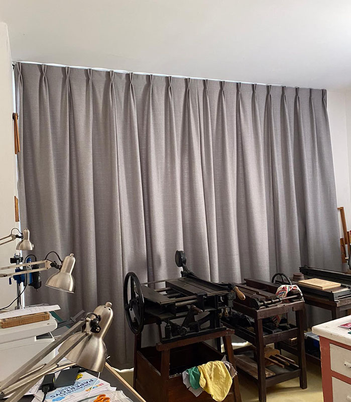 Artisan création rideaux sur mesure Sommières