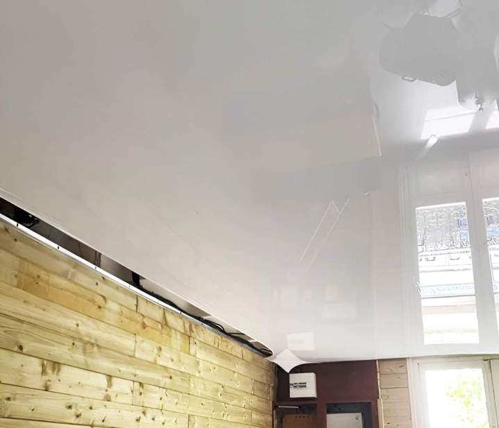 Installation plafond tendu Sommières